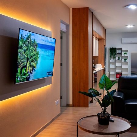 Earth Apartment Λάρνακα Εξωτερικό φωτογραφία